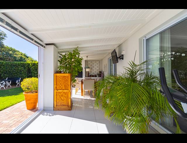 4 BEDROOM FREESTANDING FOR SALE IN SUNNINGDALE